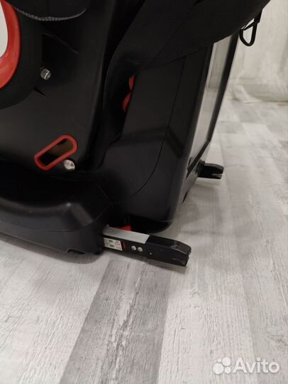 Детское автомобильное кресло Siger (isofix)