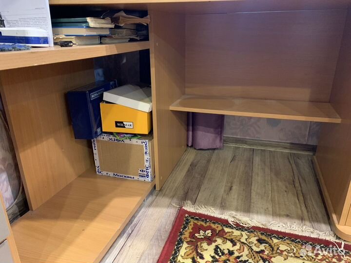 Компьютерный стол