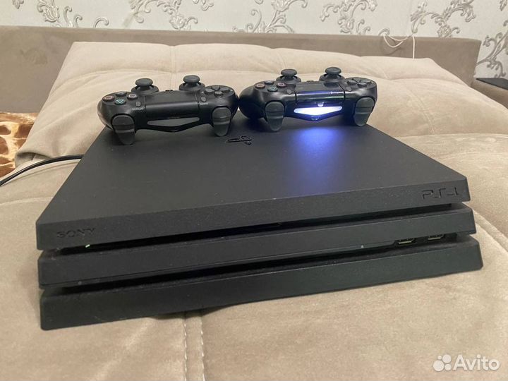 Sony PS4 pro 1tb