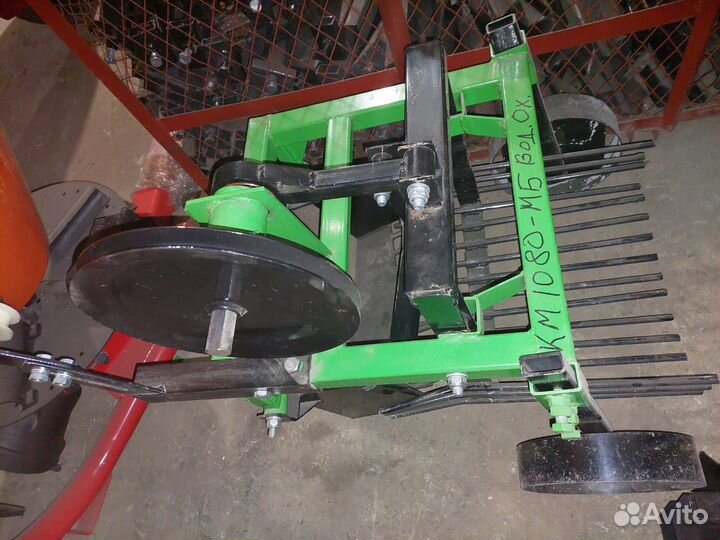 Картофелекопалка вибрационно-грохотная