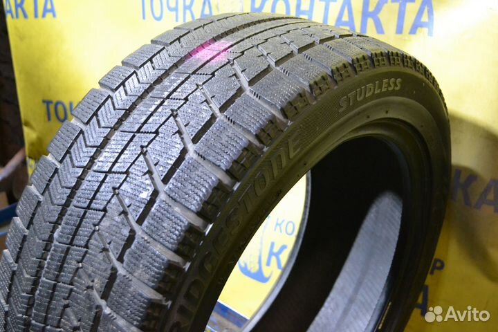 Bridgestone Blizzak VRX 245/45 R17
