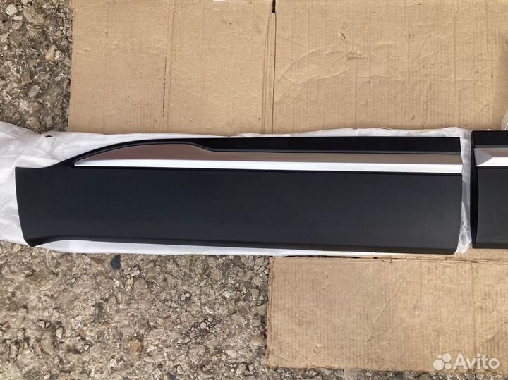 Молдинг двери новый оригинал Chery Tiggo 4