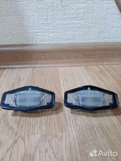 Фонарь подсветки номера Хонда аккорд 7