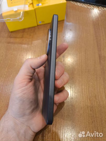 realme 13+, 8/256 ГБ