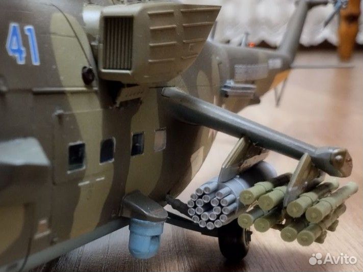 Коллекционная модель вертолета Ми-35, 1/48