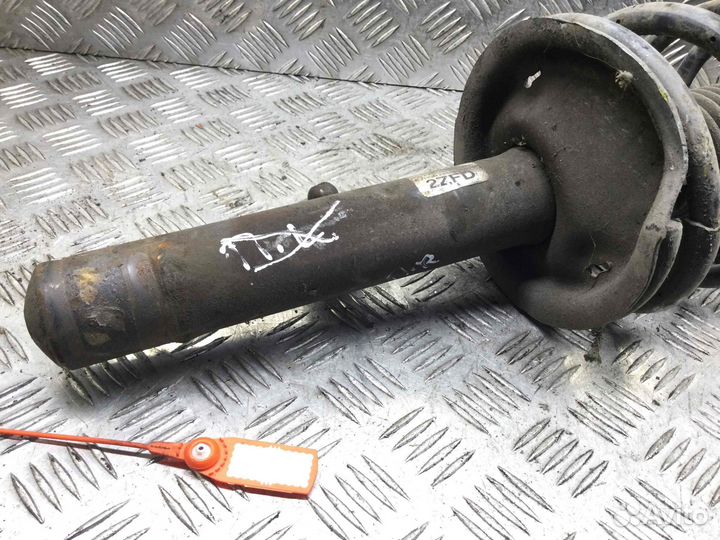 Стойка передняя правая Peugeot Partner RHZ