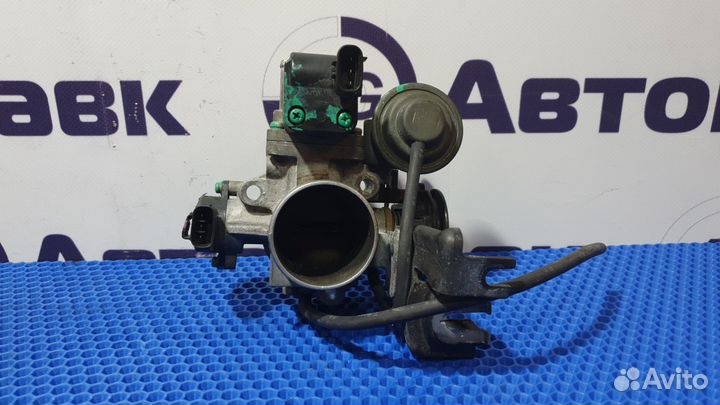 Дроссельная заслонка Toyota Camry Gracia