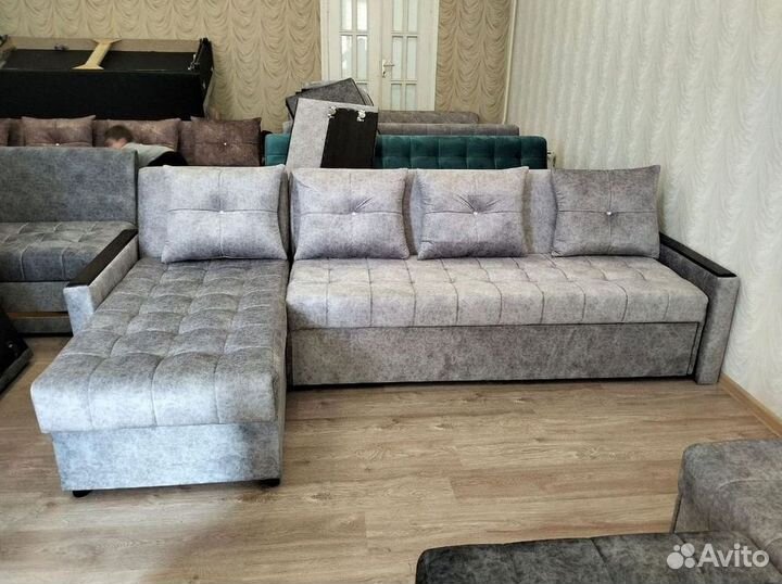 Диван угловой в наличии