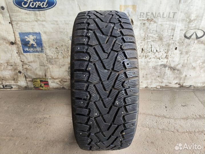Pirelli Ice Zero 245/40 R20 99T