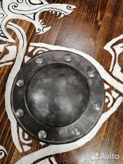 Щит викингов Беовульф