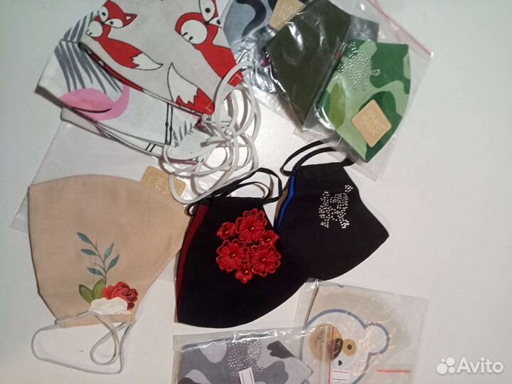 Маска медицинская черная