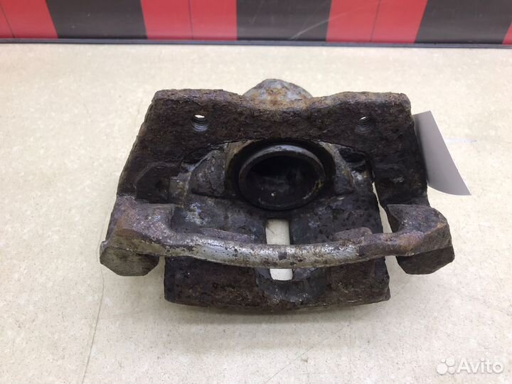 Суппорт передний правый Форд Мондео 3 рест