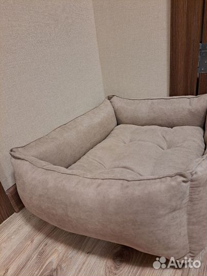 Лежанка для кошек и собак