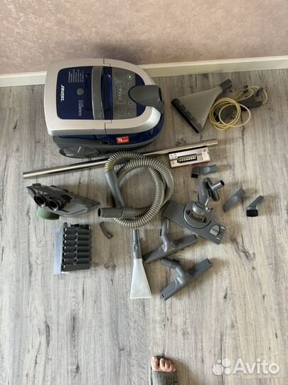 Пылесос Zelmer aquawelt 1600