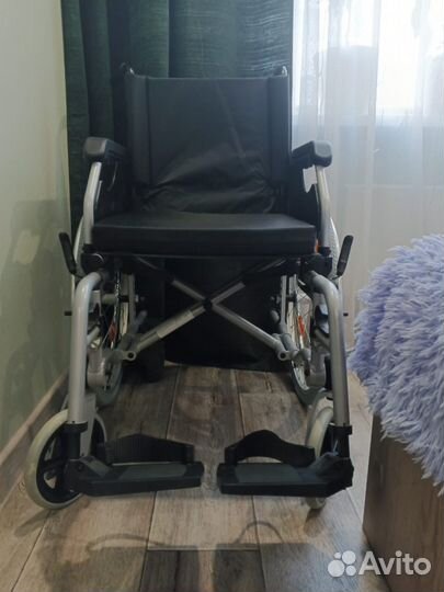 Коляска для инвалидов