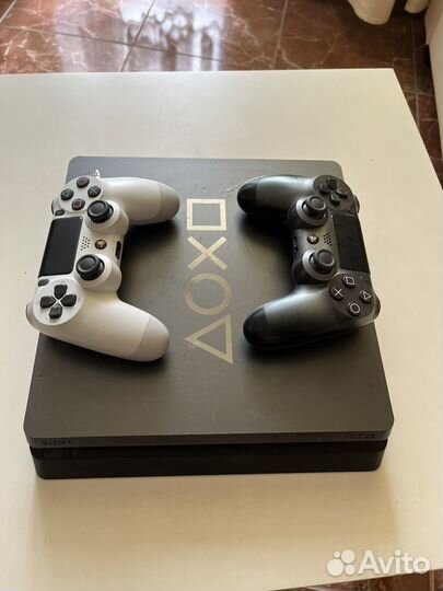 Sony playstation PS4 limited 1tb