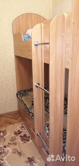 Двухъярусная кровать бу
