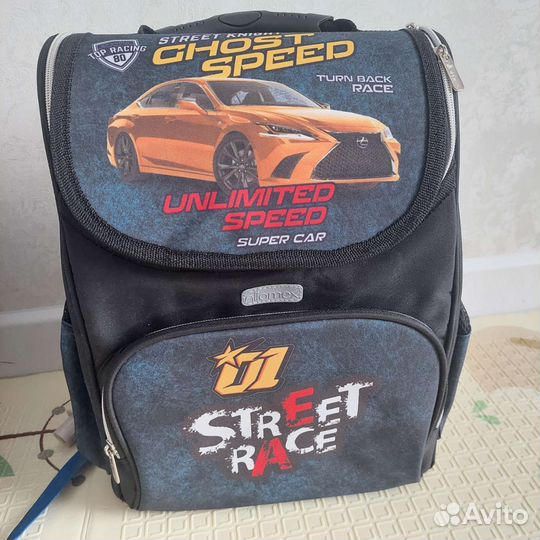 Ранец школьный для мальчика новый