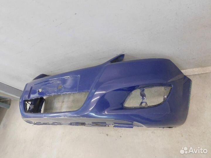 Бампер передний Opel Zafira B