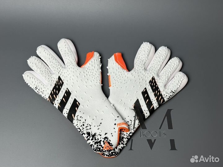 Вратарские перчатки Adidas