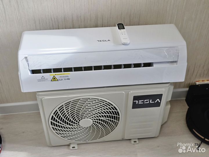 Инвертор Сплит-система Tesla 9BTU 27 кв.м