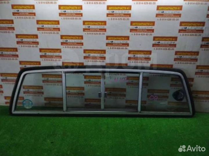 Задняя форточка