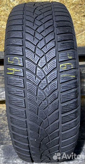 Goodyear UltraGrip Performance+ 215/60 R16