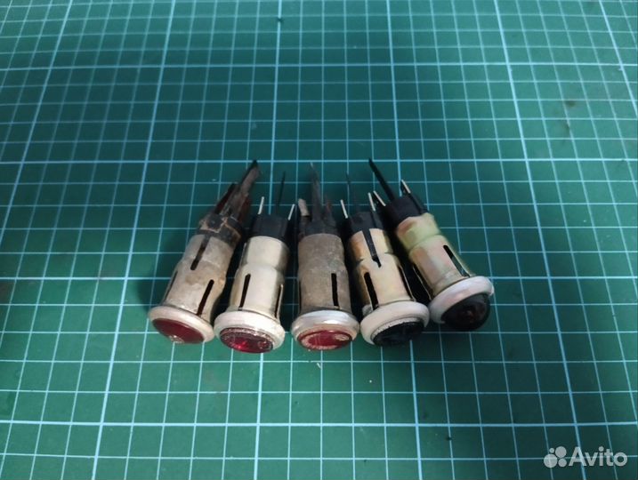 Цветные цоколи ламп в советские автомобили