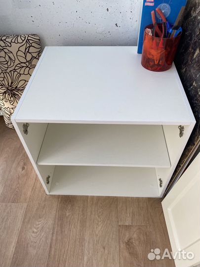 Шкаф навесной