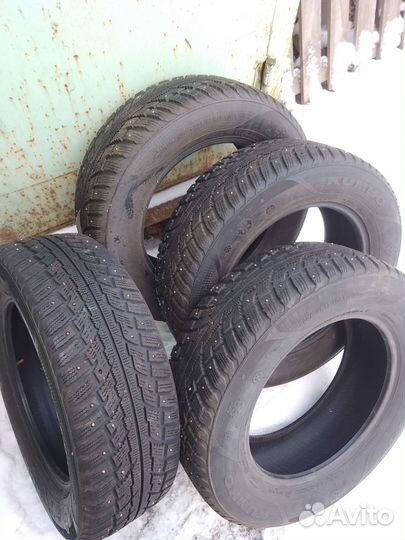 Kumho I'Zen KW22 225/65 R17 94T