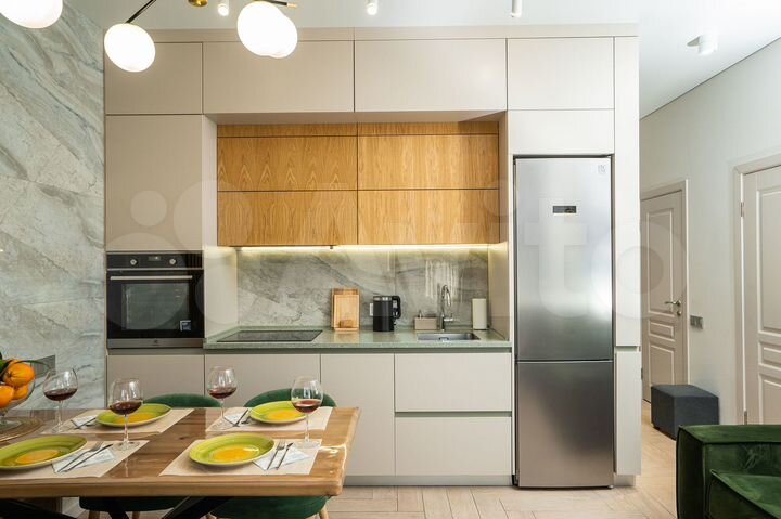 2-к. квартира, 55 м², 3/3 эт.