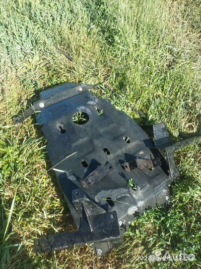 Запчасти на УАЗ patriot