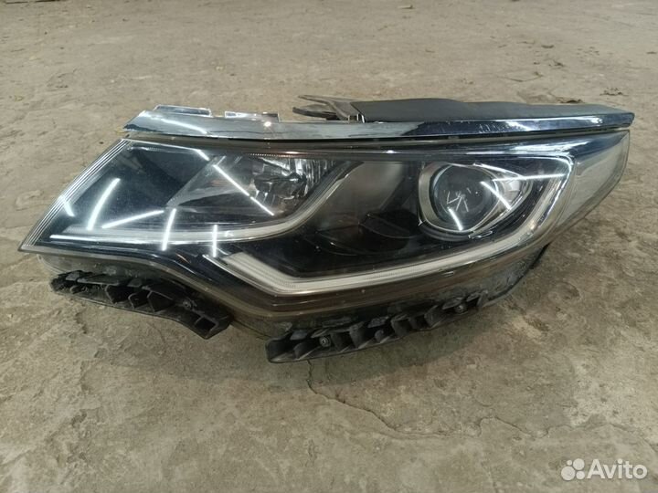 Передняя левая фара Киа Оптима 4