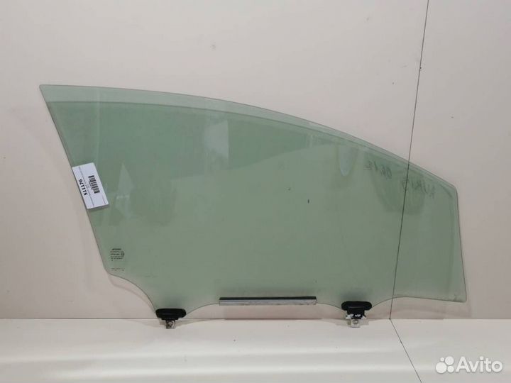 Стекло двери передней левой Toyota Auris E150 2006