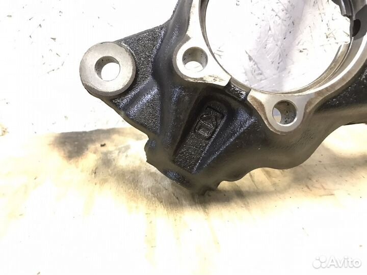 Кулак передний левый мазда сх5 mazda cx5 KD