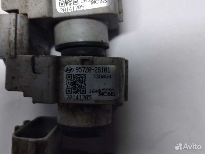 Датчик парковки парктрони Hyundai IX35 95720-2S101