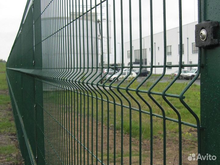 Забор из 3D сетки коричневой промышленная зона