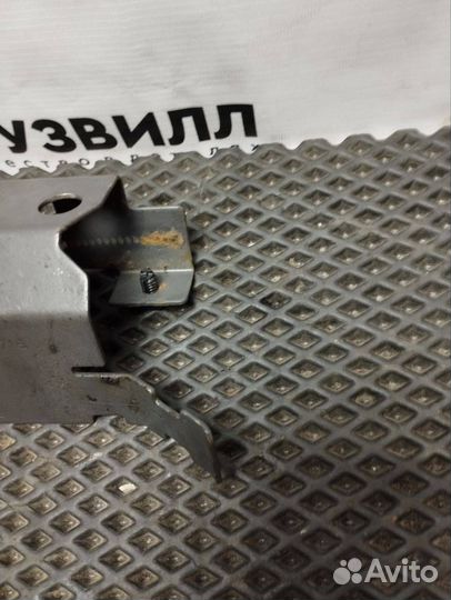 Крепление проводки Volvo FH4 21812716