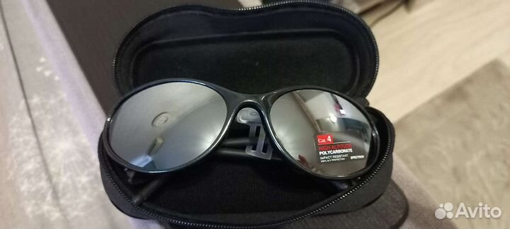 Солнцезащитные очки Julbo