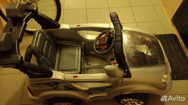 Детский электромобиль