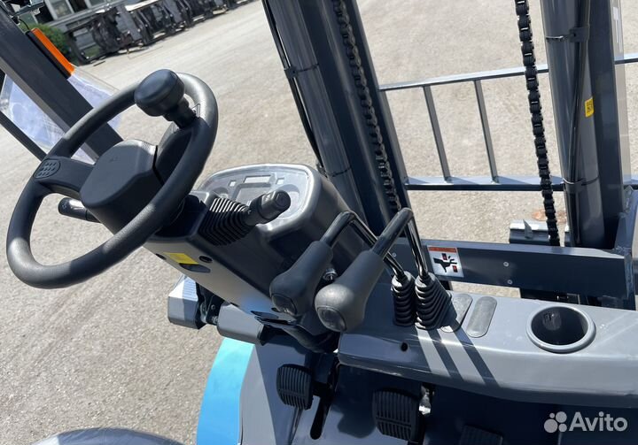 Вилочный погрузчик TRF D30-3i, 2023