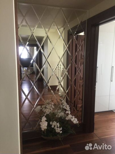 Зеркальное панно с фацетом