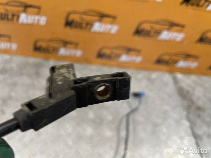 Датчик износа колодок передний правый Mercedes