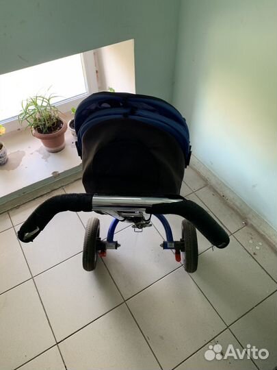 Велосипед с ручкой детский б/у