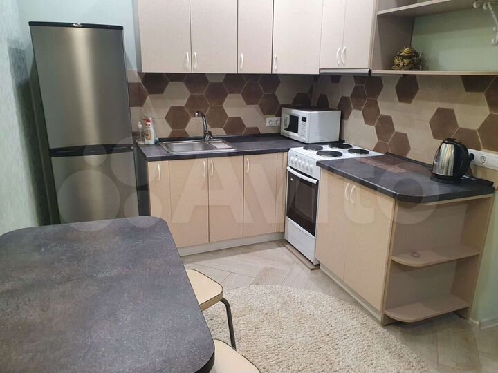 2-к. квартира, 50 м², 8/16 эт.