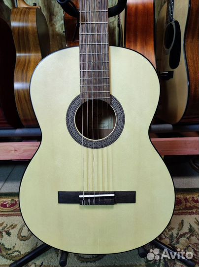 Классическая гитара Cort AC200 4/4