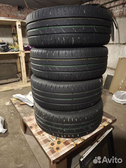 Viatti Strada Asimmetrico V-130 195/50 R19