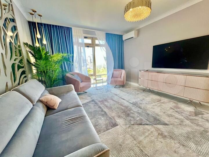 4-к. квартира, 152 м², 14/22 эт.