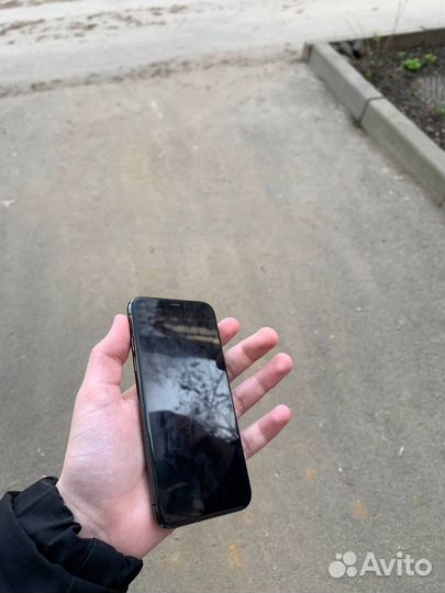 iPhone X, 64 ГБ
