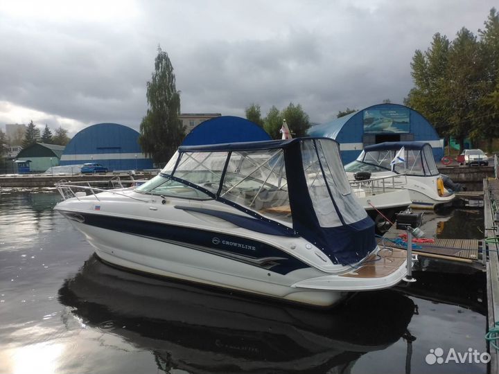 Каютный круизный катер Crownline 270 CR